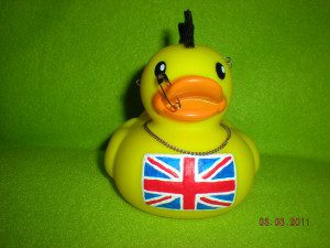 british_punk_duck_by_oriana_x_myst-d3d7weh